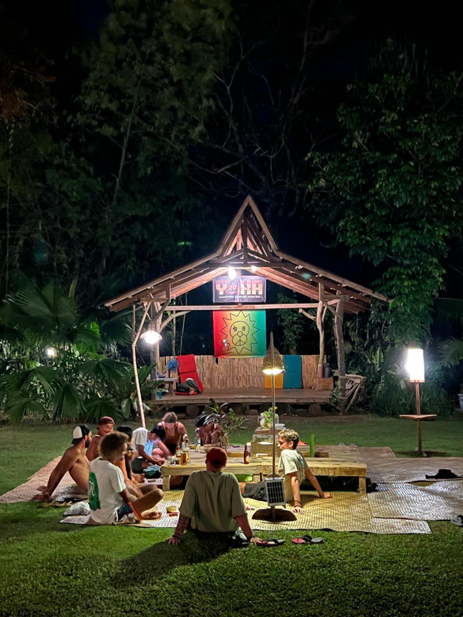 Peaceland Hostel Панглао Экстерьер фото